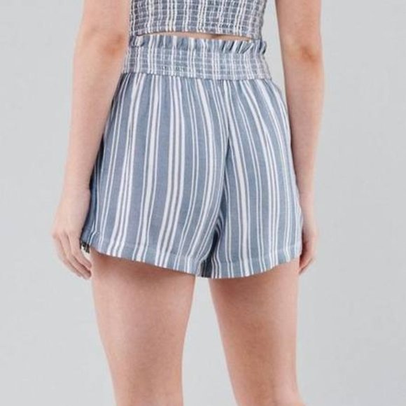 Hollister Ultra High Rise Tie Waist Paper Bag Striped Shorts XS NWT - Picture 2 of 10